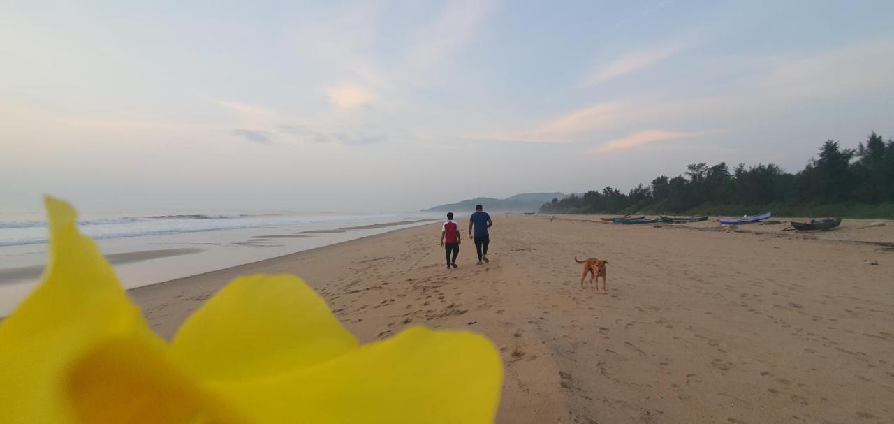 Blue Lagoon Beach Resort Gokarna  Eksteriør billede