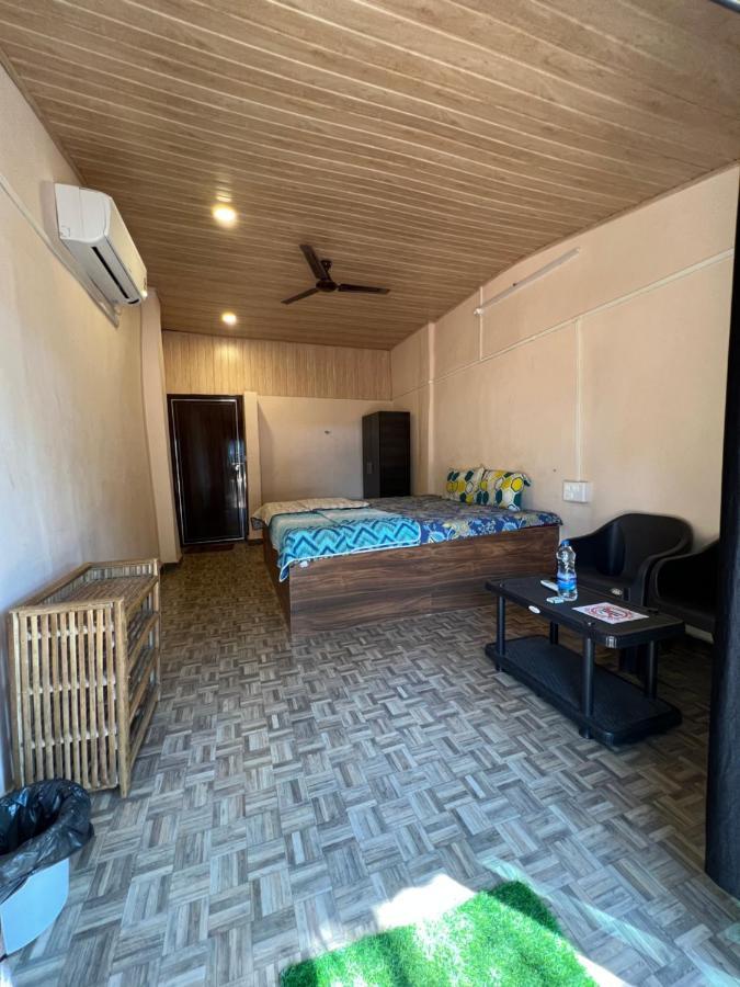 Blue Lagoon Beach Resort Gokarna  Eksteriør billede